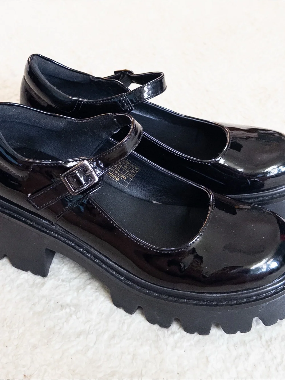 Dream Pairs Black Patent Platform Mary Jane Shoes Women’s Size 9 Goth